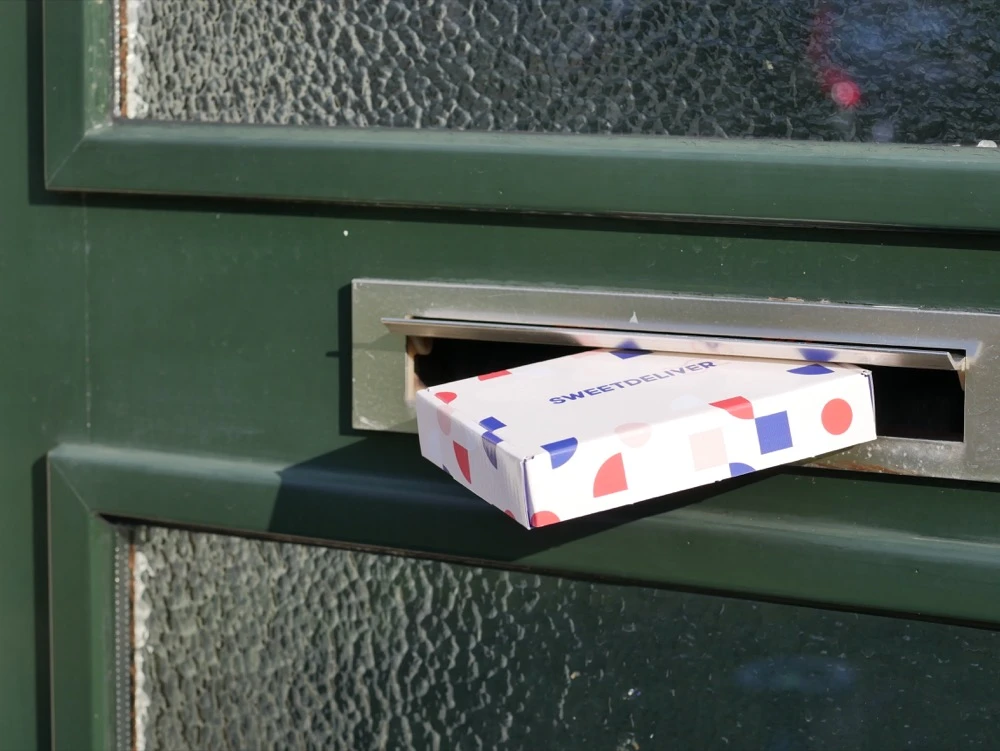 Pakketje door de brievenbus